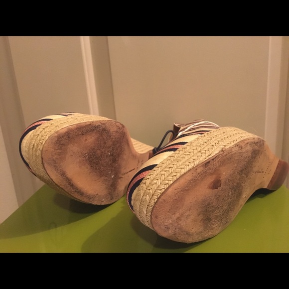 Multicolor Tabitha Simmons wedge espadrilles. - Picture 4 of 6